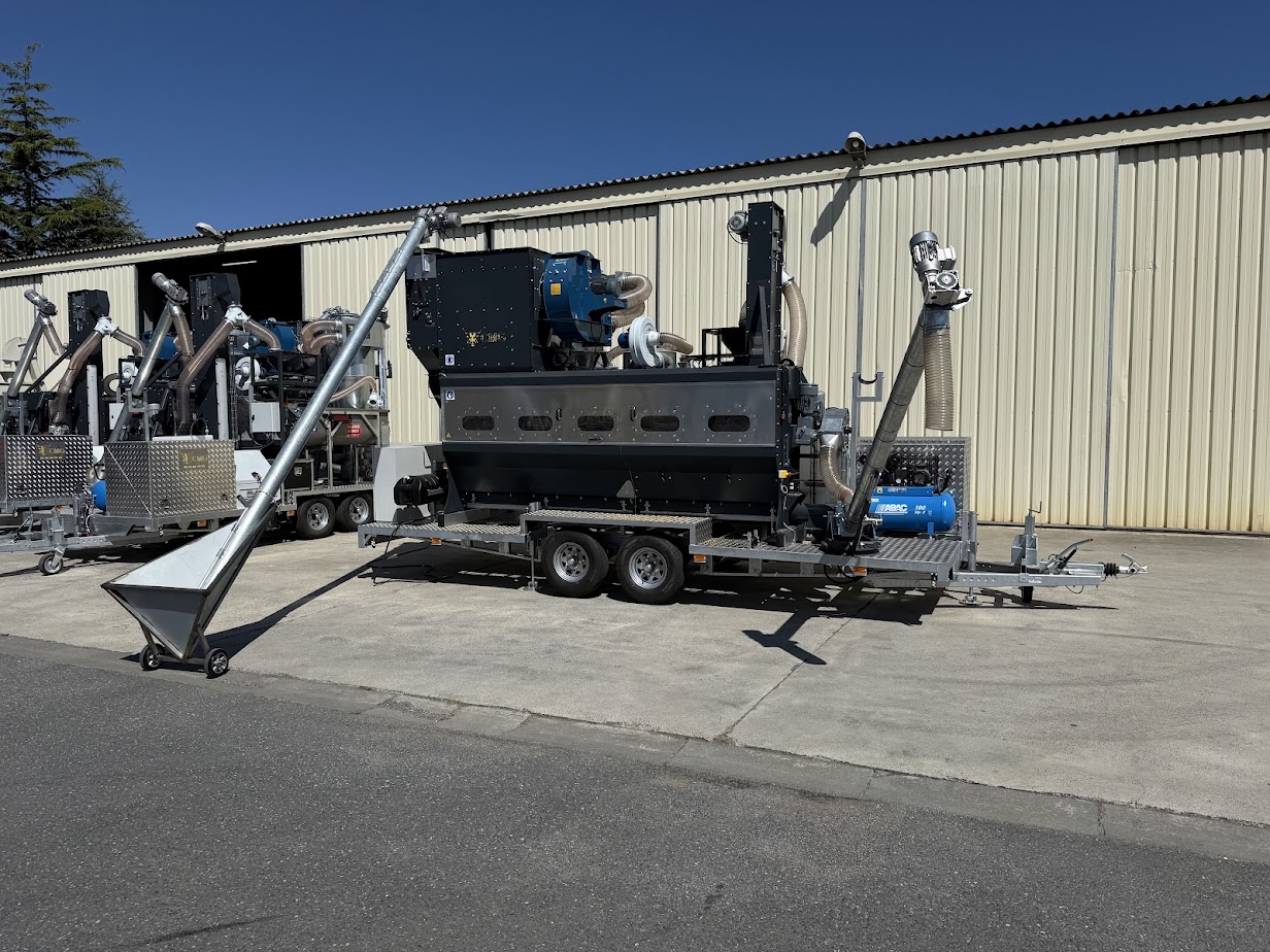 Machine de triage de semences mobile RECR635T Machine de triage de semences mobile RECR635T